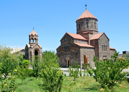 Շենգավիթ, Ներքին Չարբախ, Սուրբ Խաչ եկեղեցի