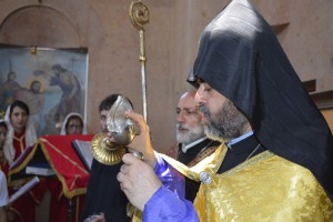Օծվեցին եկեղեցու սրբապատկերներն ու խաչվառը